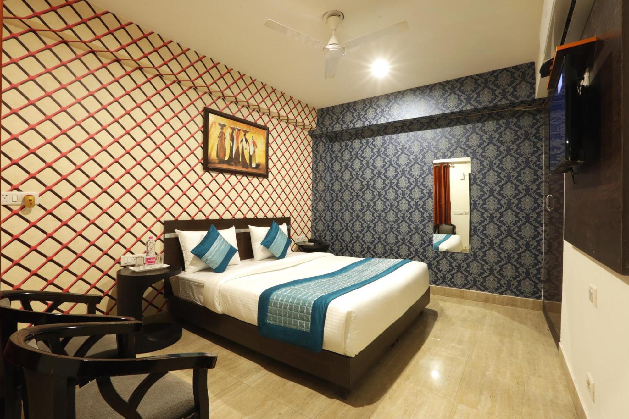Hotel View - Near Delhi Airport Hotel 3*