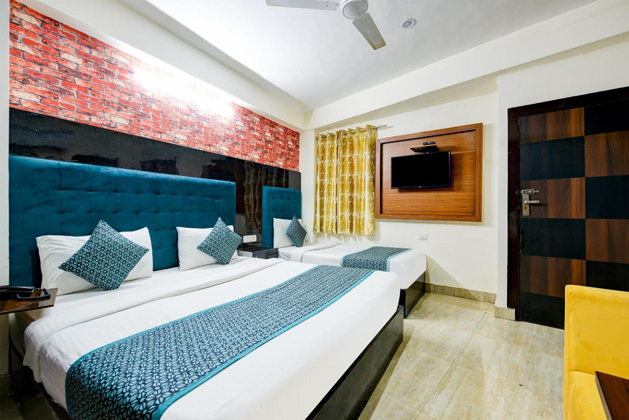 Hotel View - Near Delhi Airport Hotel