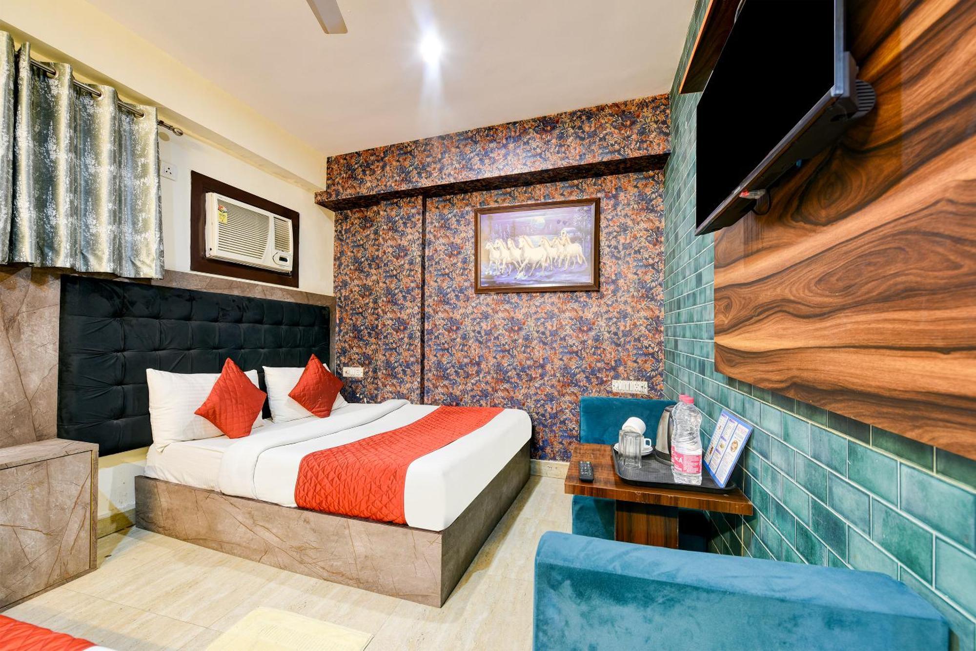 Hotel View - Near Delhi Airport Hotel 3*