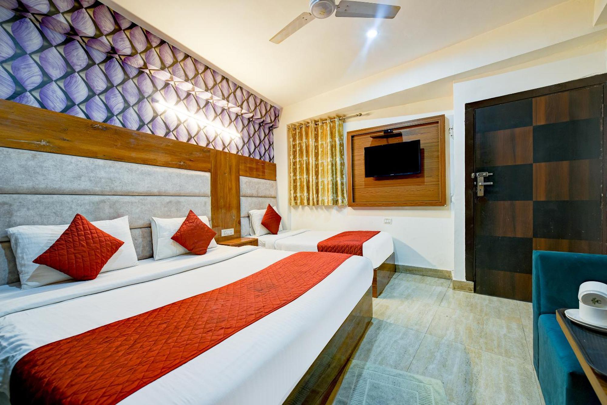 Hotel View - Near Delhi Airport Hotel 3*